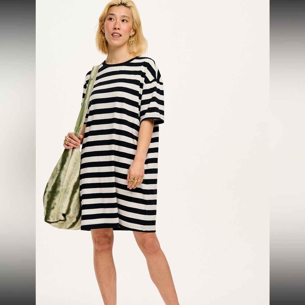 Lucy and Yak Tshirt dress NWT